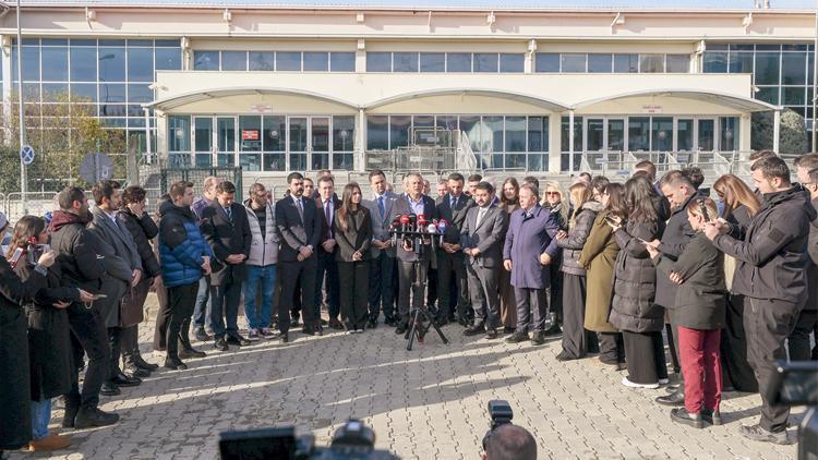 Özel’den cezaevi ziyareti: 50 gün oldu iddianame yok