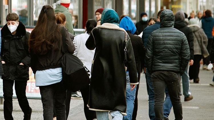 Avusturya, iltica başvurularının iptali için harekete geçti