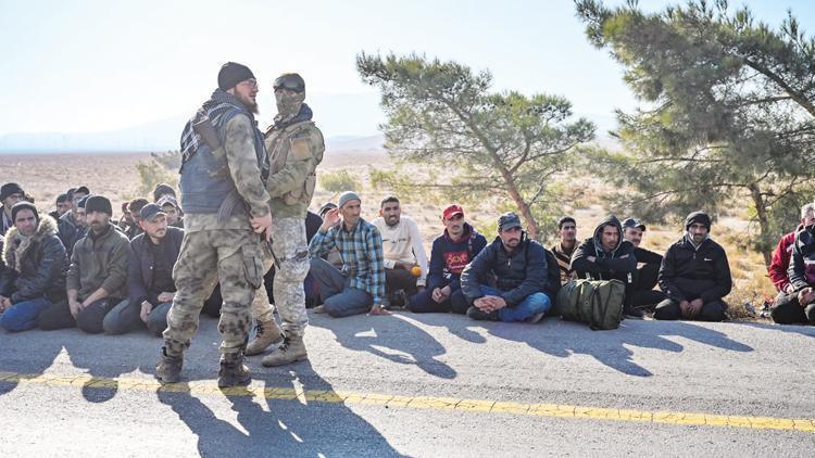 Hürriyet, Humus’ta o geceyi araştırdı... ‘Bize direnin derken kaçmış’