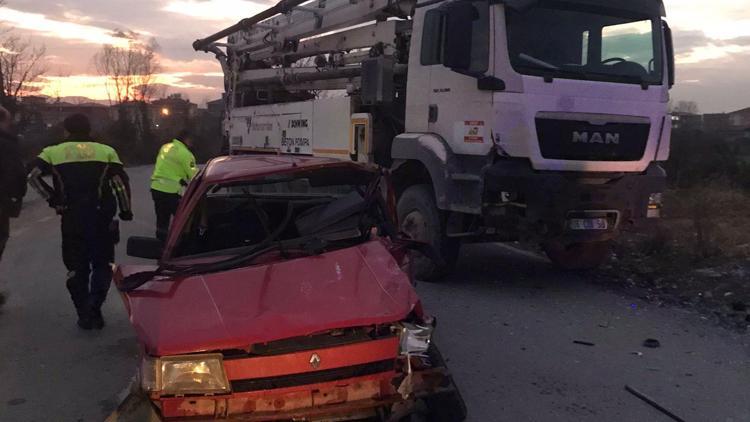 Samsun’da 9 yaşındaki çocuğun kullandığı otomobille kamyon çarpıştı: 3ü ağır 5 yaralı