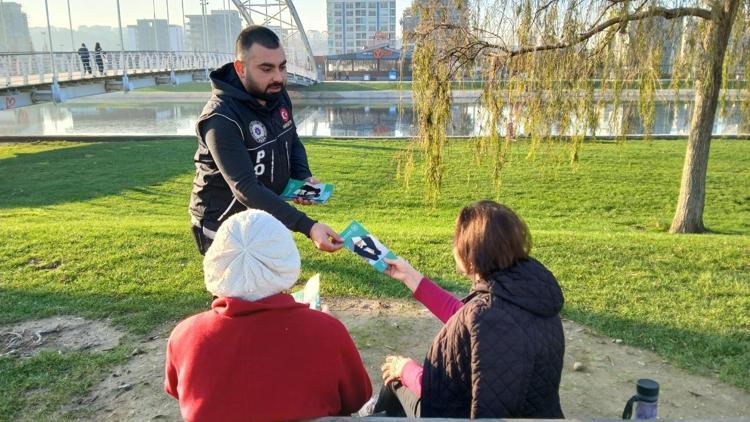 Bursada narkotik polisi 5 günde 7 bin 493 kişiyi bilgilendirdi