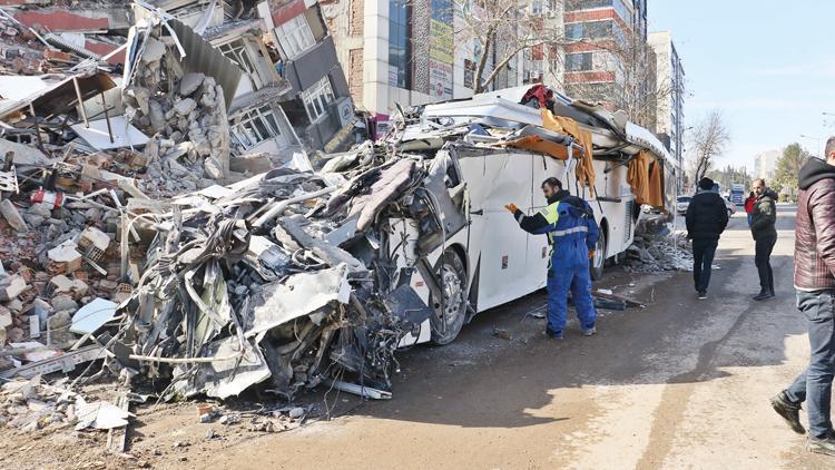 ‘Mezar otel’de 6 sanığa 8-18 yıl... İsias’ın enkazında 72 kişi can vermişti