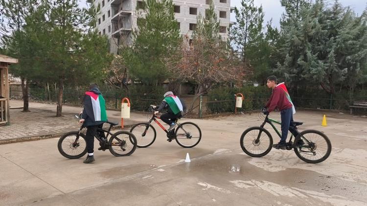 Mardin’de ortaokul öğrencileri Gazze için pedal çevirdi