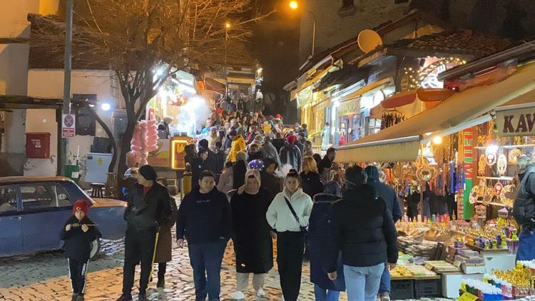 Tarihi konaklarıyla ünlü Safranboluda yılbaşı yoğunluğu