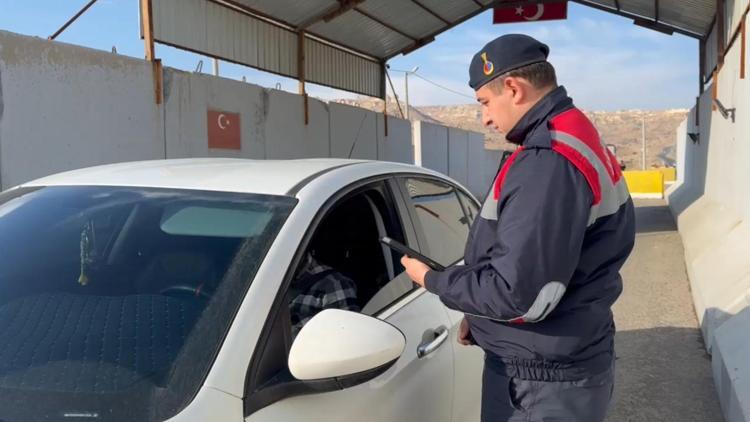 Mardinde jandarma ve polis ekiplerinden yılbaşı denetimi