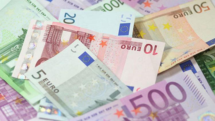 Euro ile ticaret 1 trilyon dolara dayandı