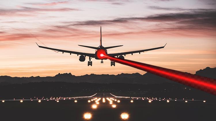 Uçağa lazer tutan yandı Emekli pilot nasıl yakalandıklarını açıkladı