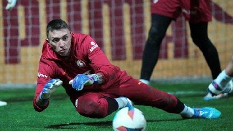 Galatasarayda Göztepe maçı hazırlıkları devam etti