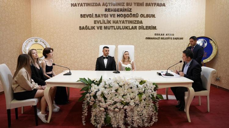 Osmangazi’de 1 yılda 6 bin 636 nikah kıyıldı