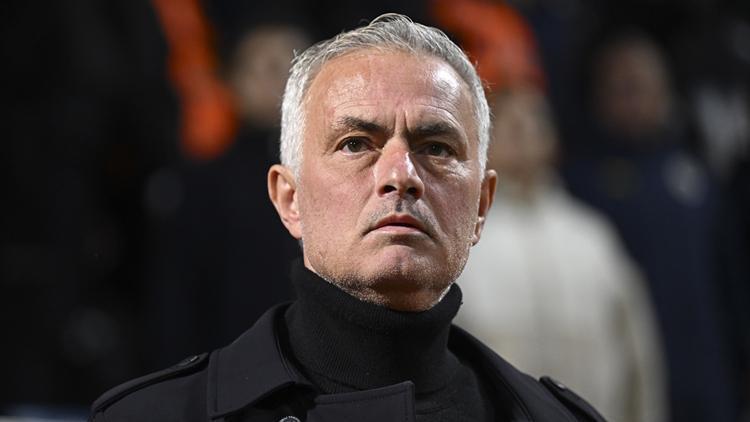 Jose Mourinho, öğrencilerini motive etti: Kendimize inanırsak farkı kapatırız