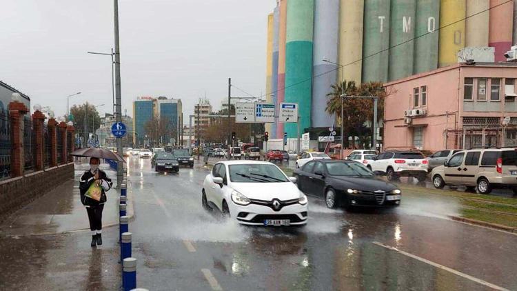 İzmir için kuvvetli sağanak uyarısı