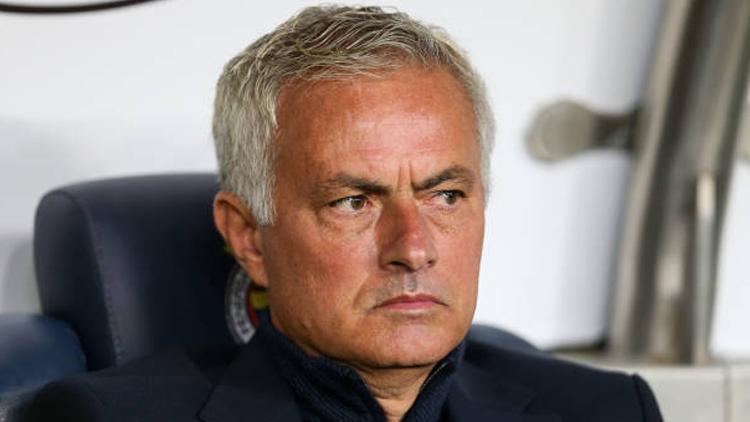 Fenerbahçe’nin de Hataysporun da kayba tahammülü yok Jose Mourinho 11ini belirledi