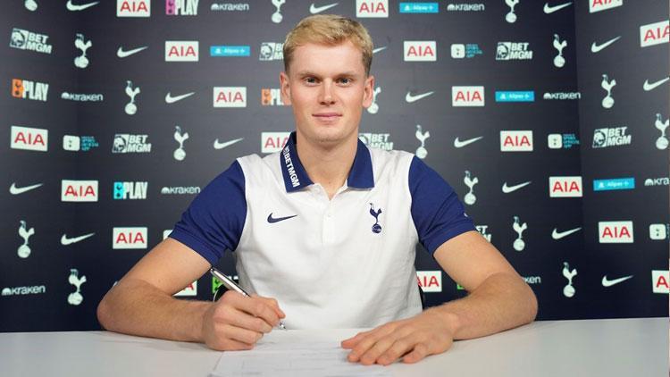 Tottenham, Slavia Pragdan kaleci transfer etti 12,5 milyon sterlin...