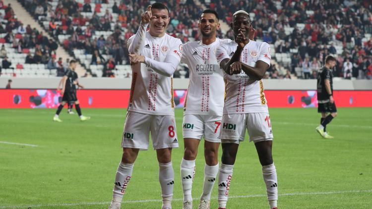 Antalyaspor kupaya galibiyetle başladı