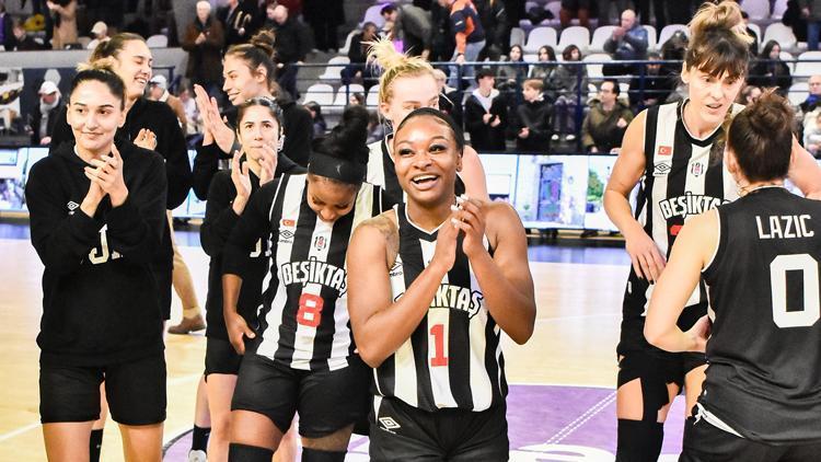 Beşiktaş, deplasmandaki ilk maçında UFAB 49u devirdi