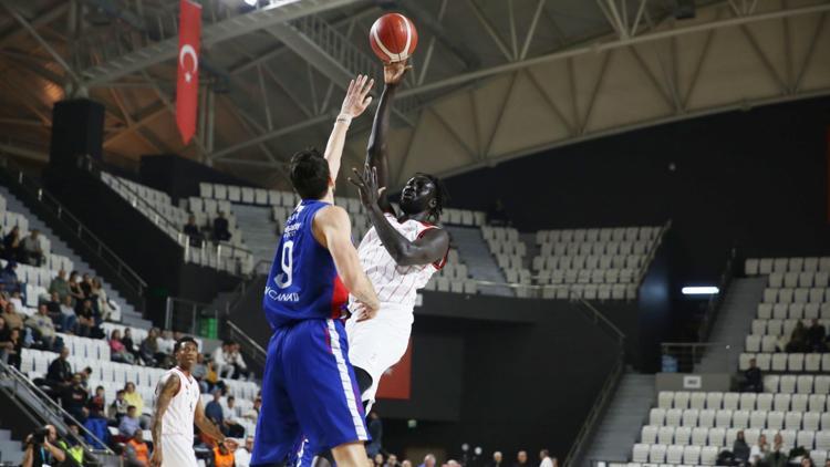 Manisa Basket - Büyükçekmece Basketbol: 87-98