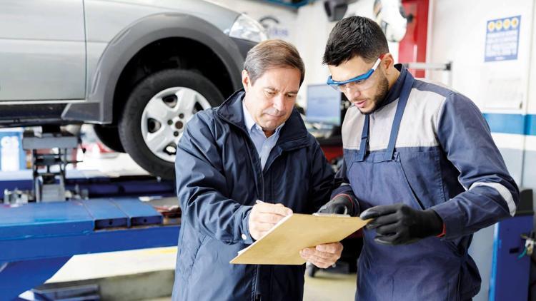 En çok satan benzinli, hibrit ve elektrik otomobiller üzerinden hesapladık... İşte 2025’te kontağı çevirmenin maliyeti