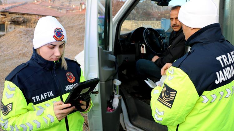 Kırşehirde okul servisleri denetlendi