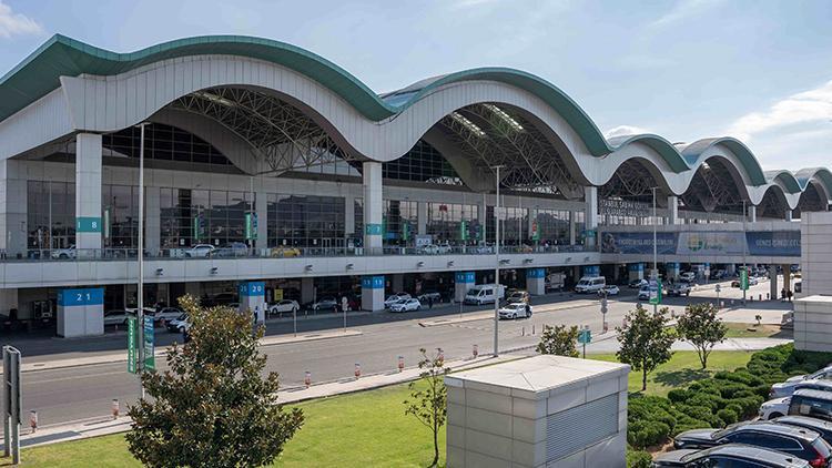 Sabiha Gökçen Havalimanının yeni otoparkı hizmete alındı