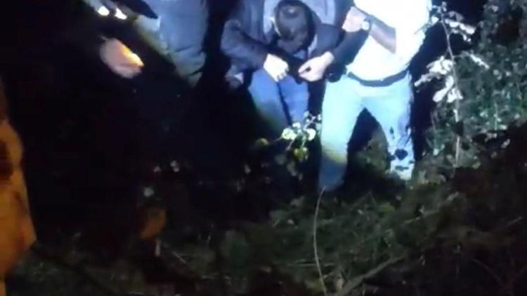 Bartın Irmağına düşen alkollü kişiyi polis kurtardı