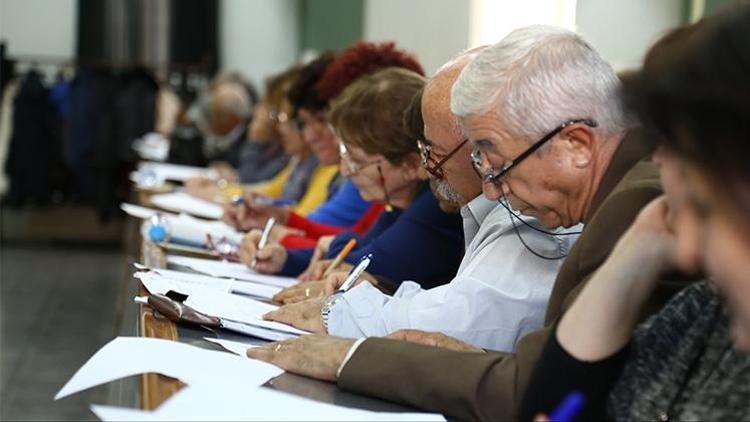 ‘Tazelenme üniversitelerinde 6 bini aşkın yaşlımıza eğitim veriliyor’