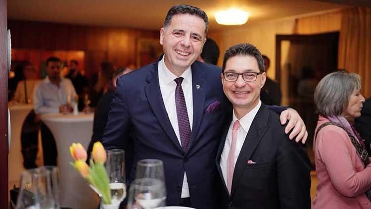 Münih’te ‘Tatlı Yiyelim, Tatlı Konuşalım’