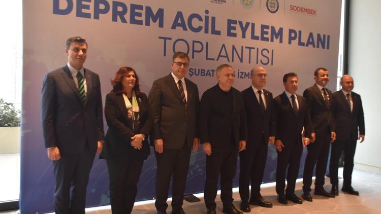 Egedeki depremler sonrası CHP’li 5 büyükşehir başkanı İzmir’de toplantı yaptı