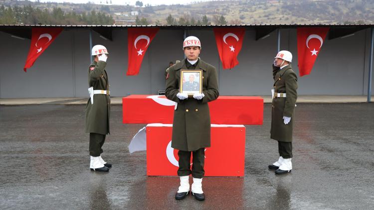 Şehit Binbaşı Kemal Yetişen için Şırnakta tören