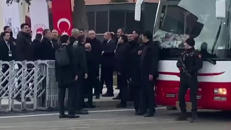 Cumhurbaşkanı Erdoğan, Adıyamanda yeni iş yerlerine kavuşan esnafları ziyaret etti