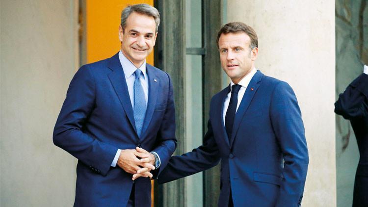 Miçotakis, Macron’a sordu: Türkiye’ye meteor füzesi mi satacaksınız