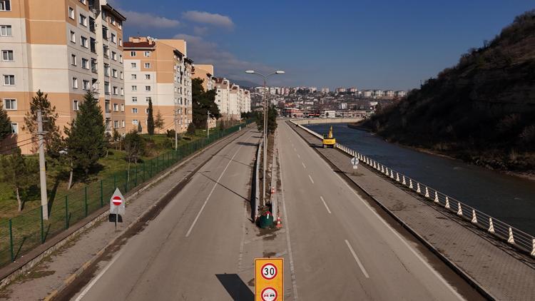 Karabükte cadde yenileme çalışmaları sürüyor