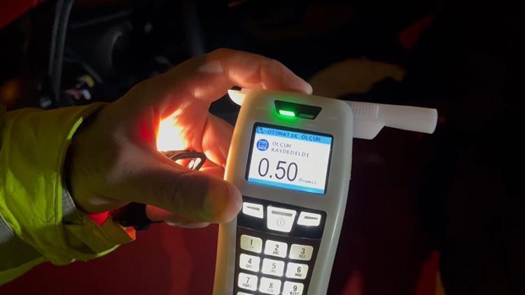 Alkollü sürücü trafik denetiminde promil sınırında kaldı, cezadan kurtuldu