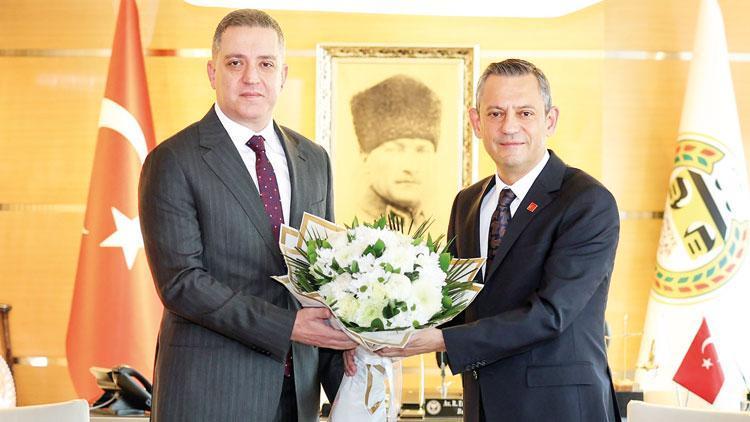 Özgür Özel’den Sağkan’a hayırlı olsun ziyareti