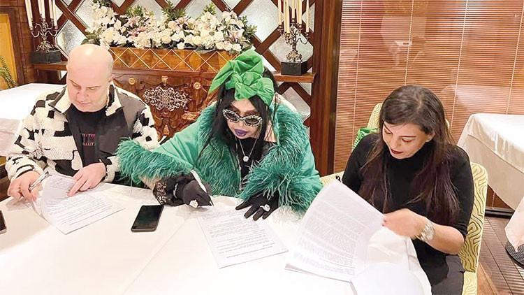 Türk müziğinin Diva’sı Bülent Ersoy’un hayatı film oluyor