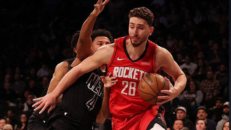 Alperen Şengünün double-double yaptığı maçta Rockets, Warriorsa yenildi