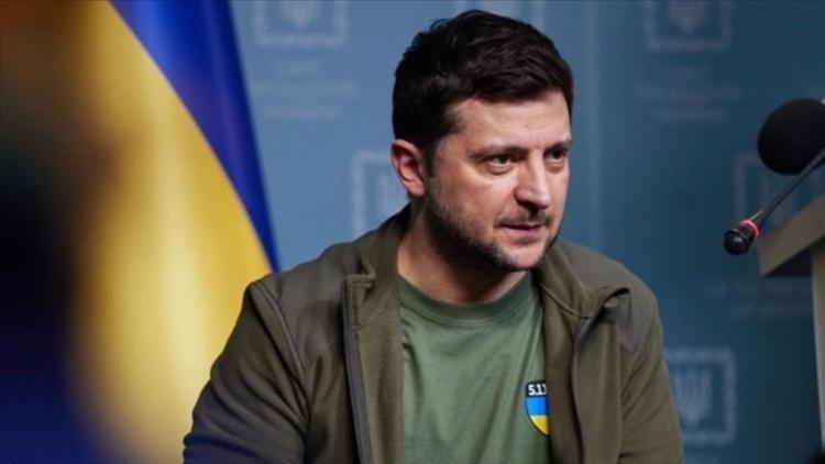 Zelenskiy: Müzakere masasına kimin oturacağına Ukraynanın karar vermesi gerekiyor