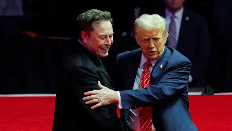 Trump ve Musk medyanın kendilerini ayırma çabalarını tartıştı