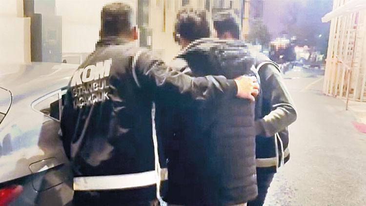 17 doktora ‘FETÖ’ gözaltısı