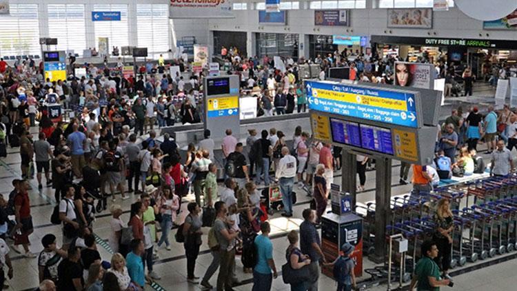 Ocakta 2 milyondan fazla turist geldi