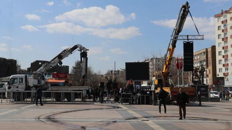 DEM Parti İmralı heyetinin yapacağı açıklama öncesi Diyarbakır’da hazırlıklar başladı