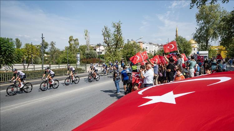 Cumhurbaşkanlığı Turunda milli coşku