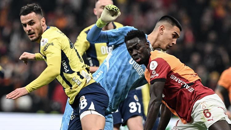İrfan Can Eğribayat için çağrı: Montella, Milli Takıma çağırmalı