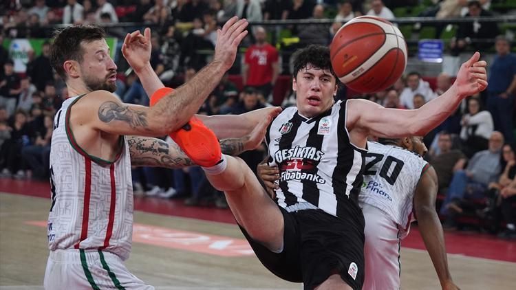 Beşiktaş, Karşıyakayı deplamanda yendi