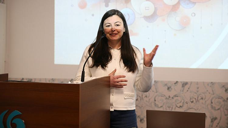 Viyana’da ‘Çok Dilli Çocuk Yetiştirmeye Bilimsel Bir Yaklaşım’ konferansı