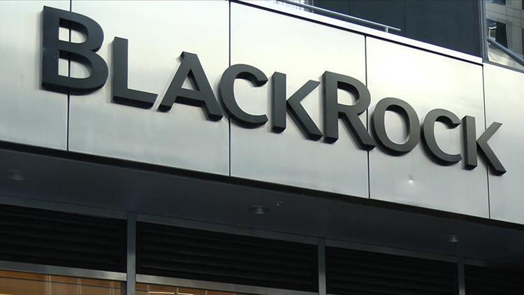 BlackRocktan Panama adımı