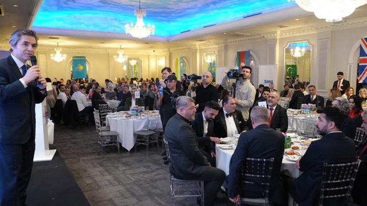 Londra Türk Birliği’nin iftarında 8 ülkenin bayrağı dalgalandı