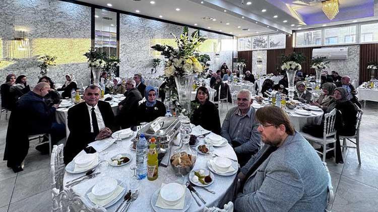 ASİDER iftarında milletvekillerine soru yağmuru