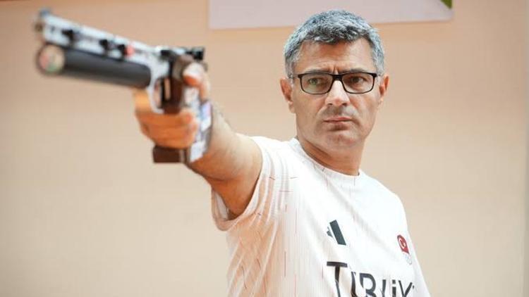 Yusuf Dikeç, Avrupa Şampiyonasında gümüş madalya aldı