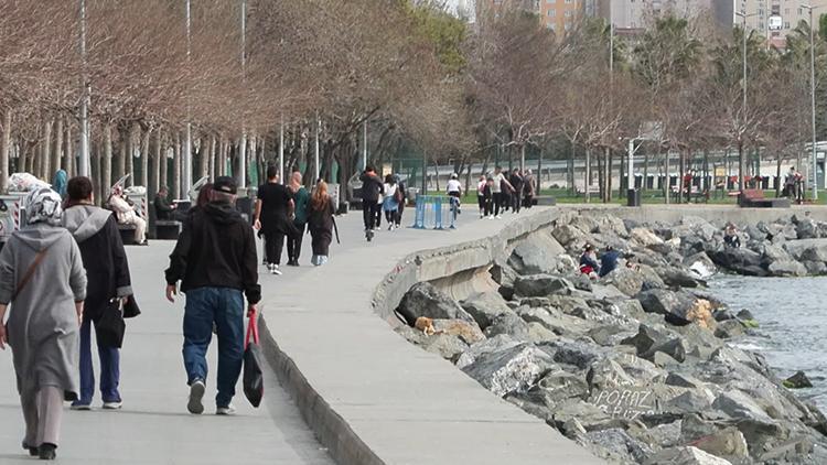 İstanbulda sıcak hava: Vatandaşlar sahillere akın etti