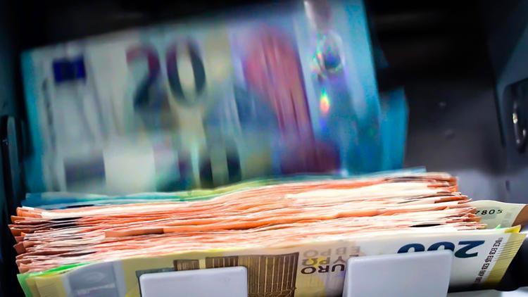 ABden 5,4 milyar euro dış ticaret açığı